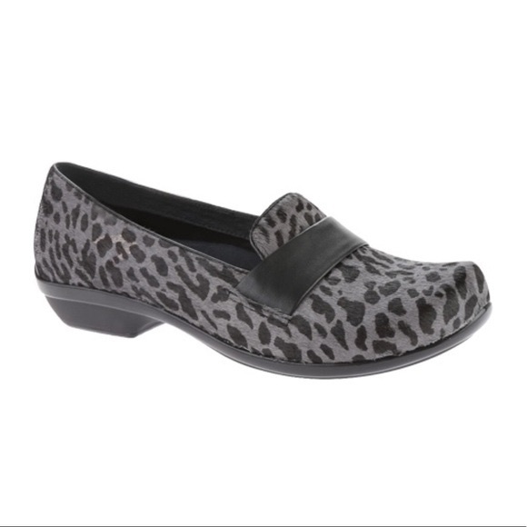 DANSKO Oksana 39 grey calf hair leopard clog - Picture 3 of 3